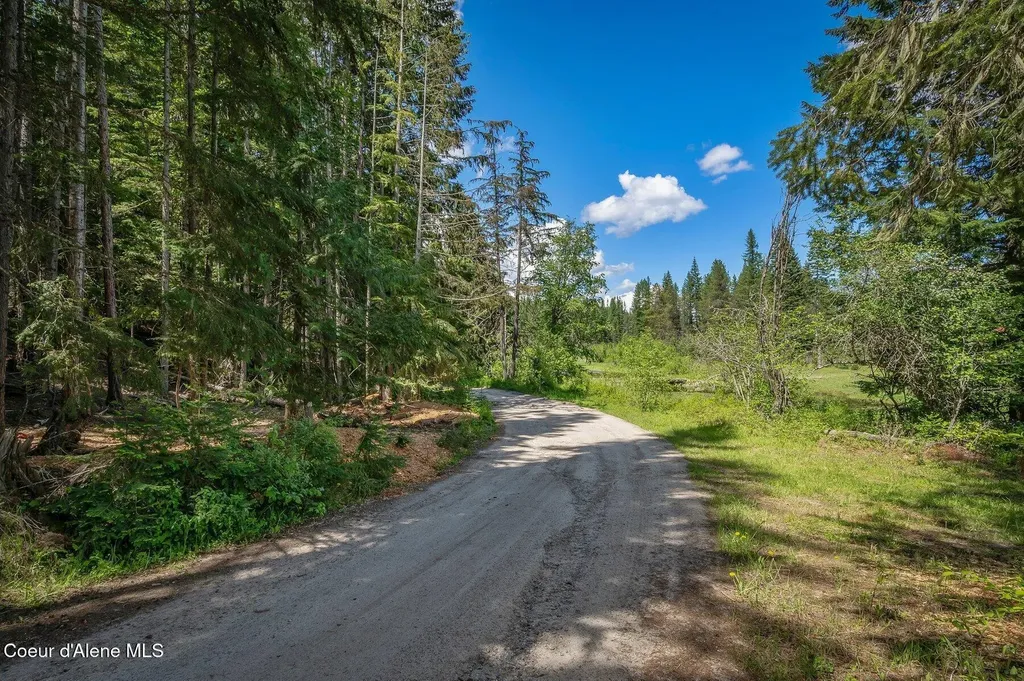 595 Tanglewood Drive Priest River ID 83856