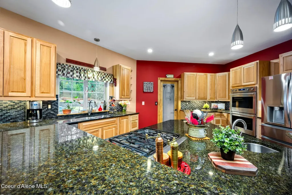 14563 N Saddle Ridge Road Rathdrum ID 83858