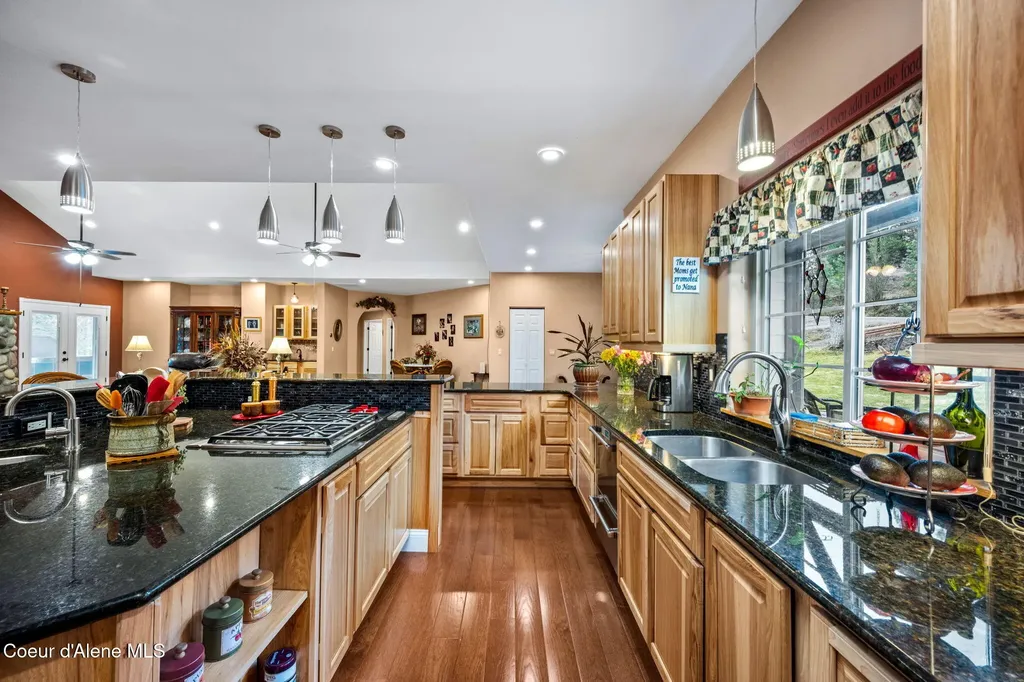 14563 N Saddle Ridge Road Rathdrum ID 83858
