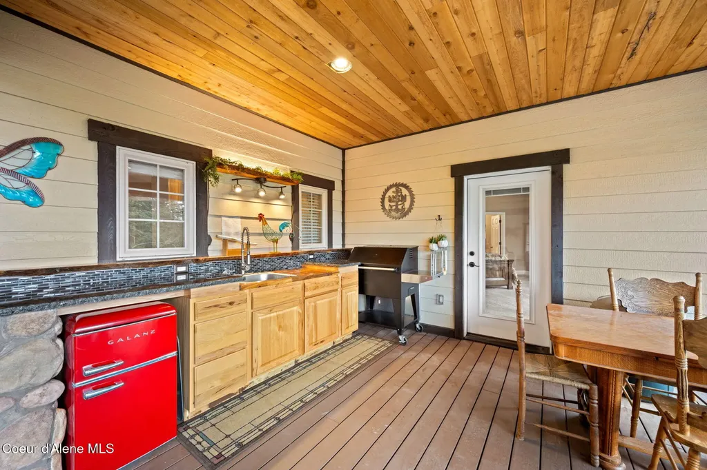 14563 N Saddle Ridge Road Rathdrum ID 83858
