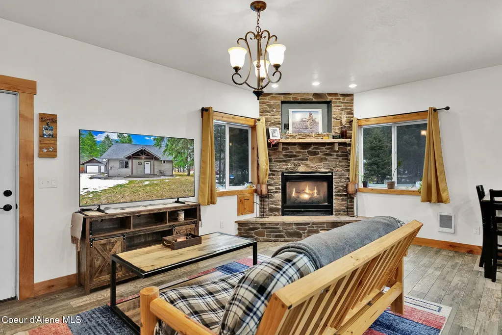 54 Star Road Bonners Ferry ID 83805