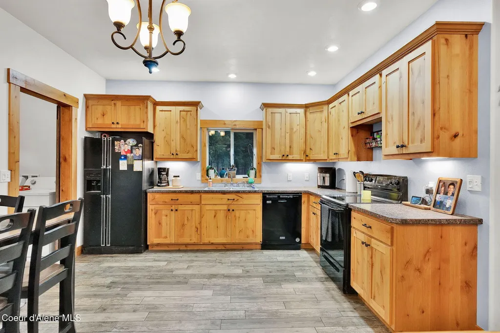 54 Star Road Bonners Ferry ID 83805