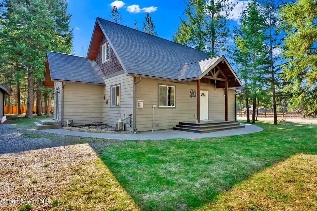 54 Star Road Bonners Ferry ID 83805
