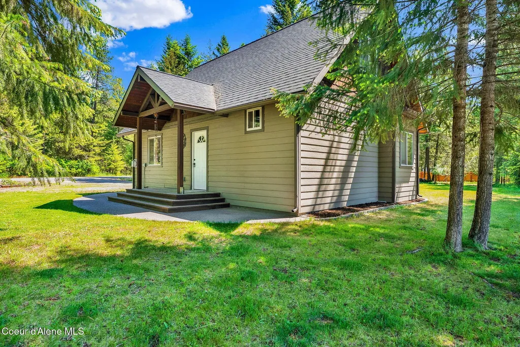 54 Star Road Bonners Ferry ID 83805