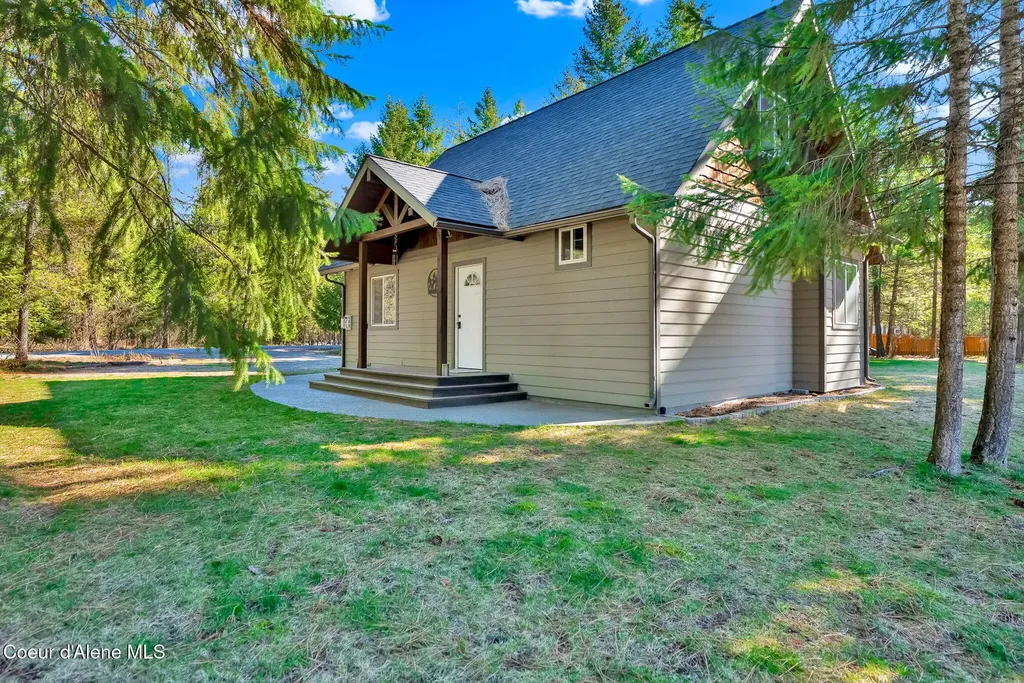 54 Star Road Bonners Ferry ID 83805