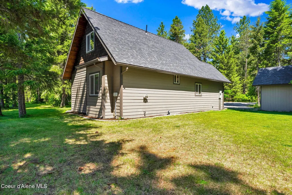 54 Star Road Bonners Ferry ID 83805
