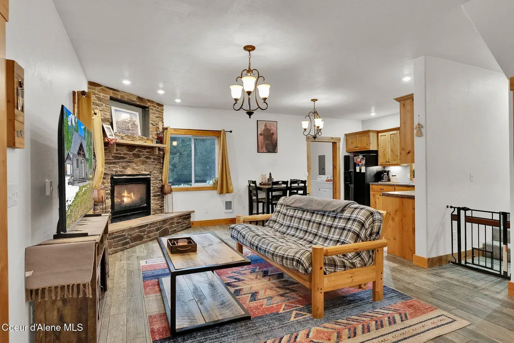 54 Star Road Bonners Ferry ID 83805
