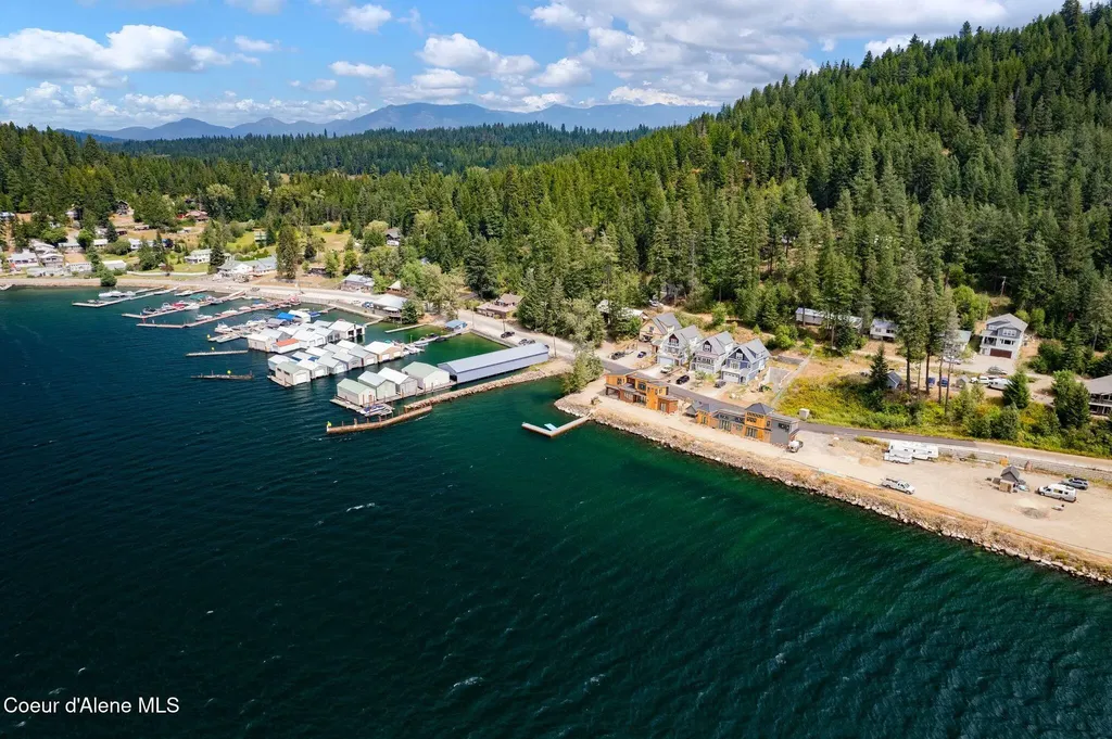 1770&1808 Garfield Bay Road Sagle ID 83860