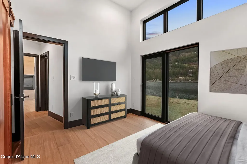 1770&1808 Garfield Bay Road Sagle ID 83860