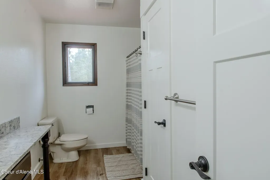 8558 W Liberty Drive Spirit Lake ID 83869