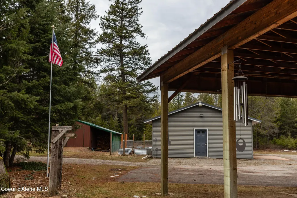 8558 W Liberty Drive Spirit Lake ID 83869