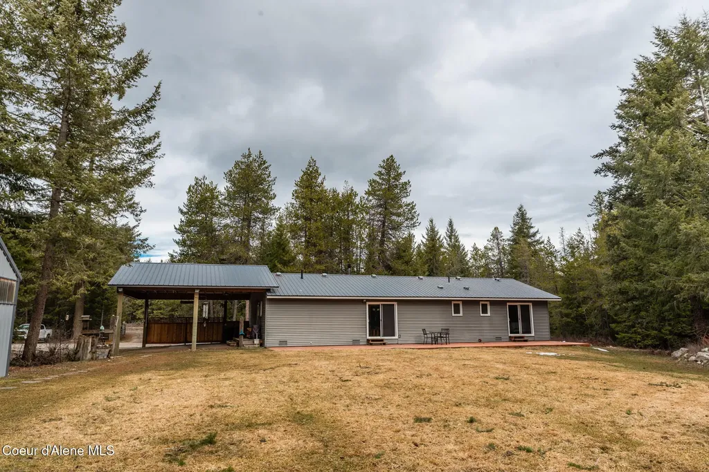 8558 W Liberty Drive Spirit Lake ID 83869