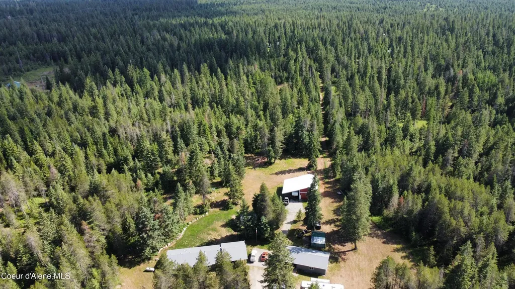 8558 W Liberty Drive Spirit Lake ID 83869