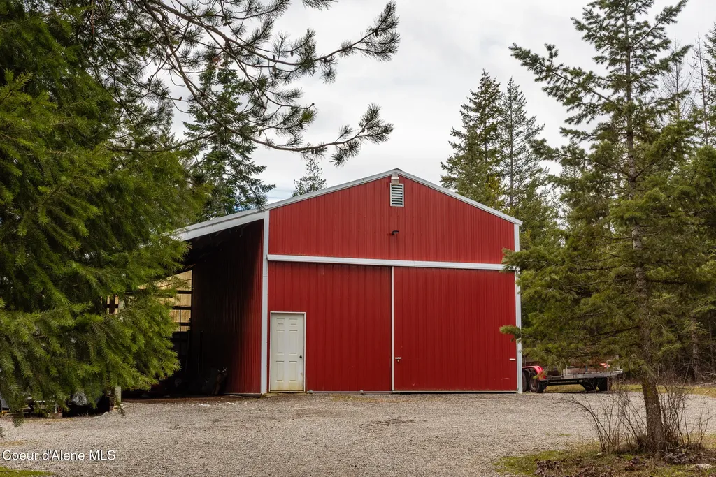8558 W Liberty Drive Spirit Lake ID 83869