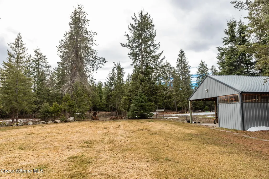 8558 W Liberty Drive Spirit Lake ID 83869