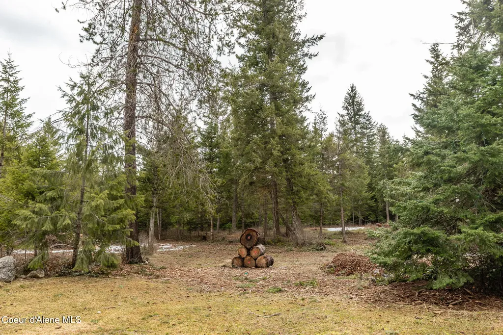 8558 W Liberty Drive Spirit Lake ID 83869