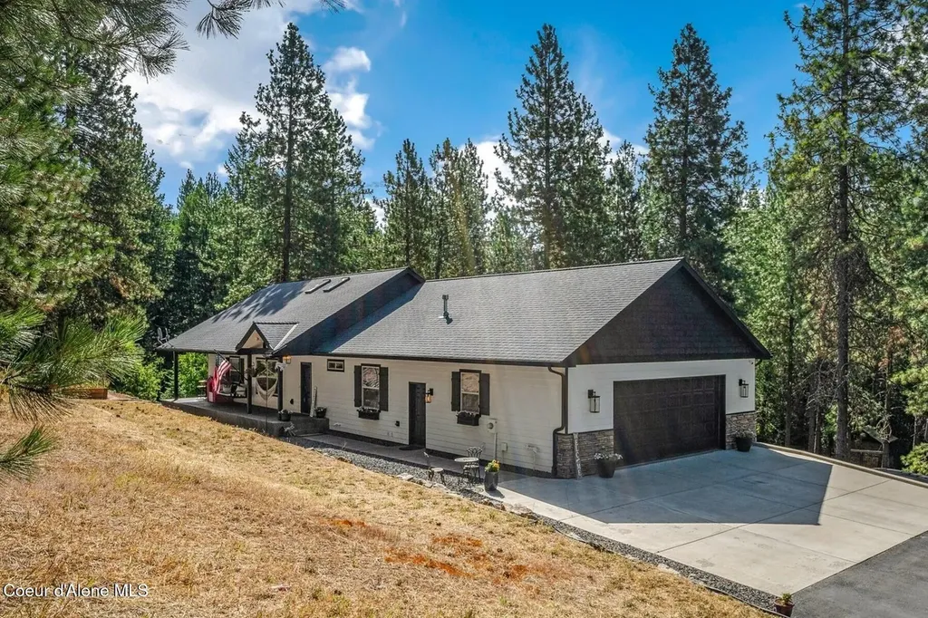 14558 N Saddle Ridge Road Rathdrum ID 83858
