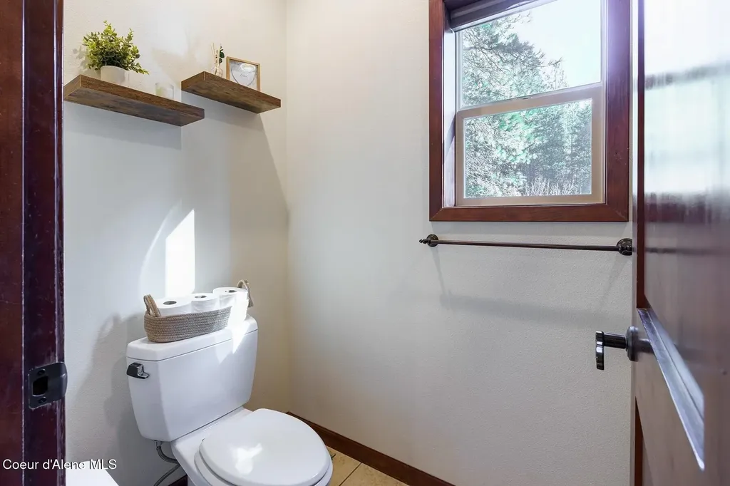 14558 N Saddle Ridge Road Rathdrum ID 83858