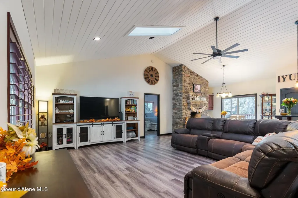 14558 N Saddle Ridge Road Rathdrum ID 83858