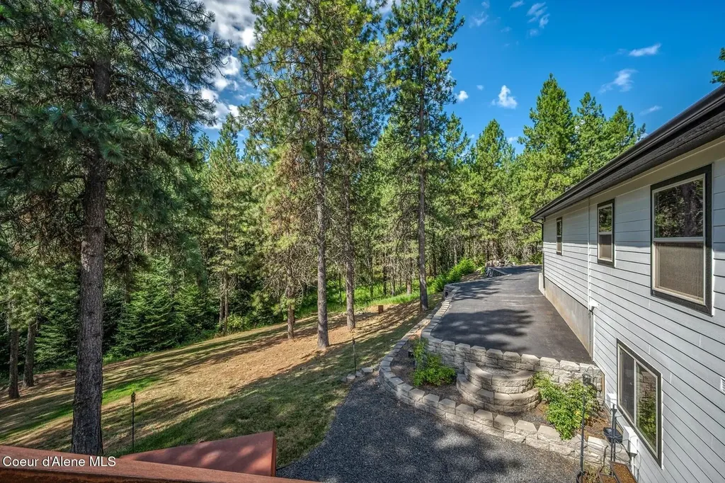 14558 N Saddle Ridge Road Rathdrum ID 83858