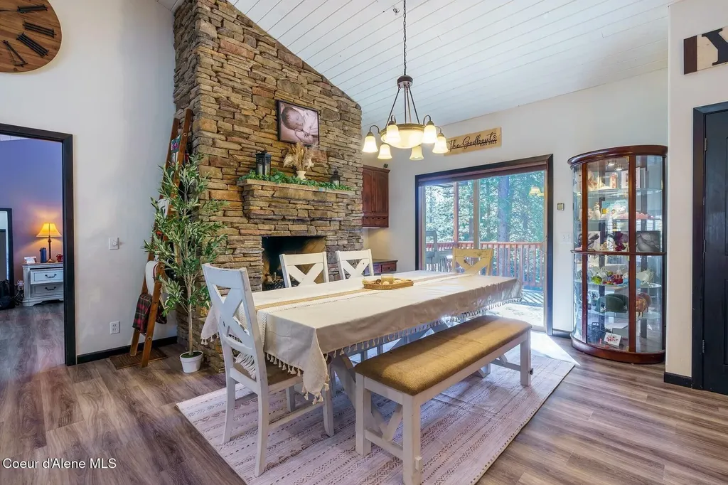 14558 N Saddle Ridge Road Rathdrum ID 83858