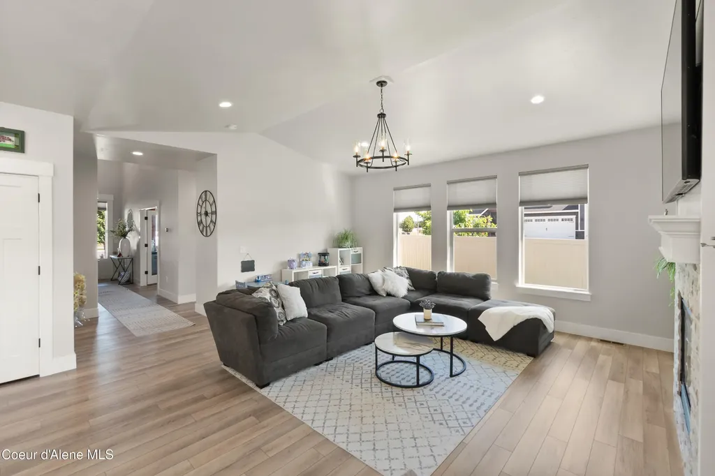 2877 N Callary Street Post Falls ID 83854