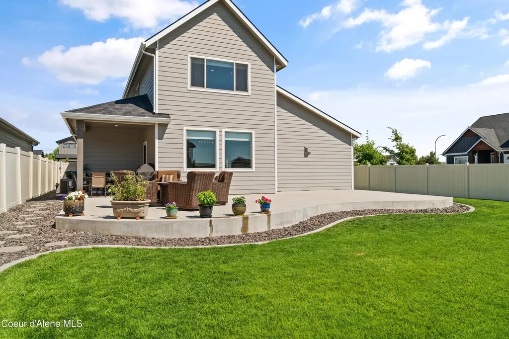 2877 N Callary Street Post Falls ID 83854