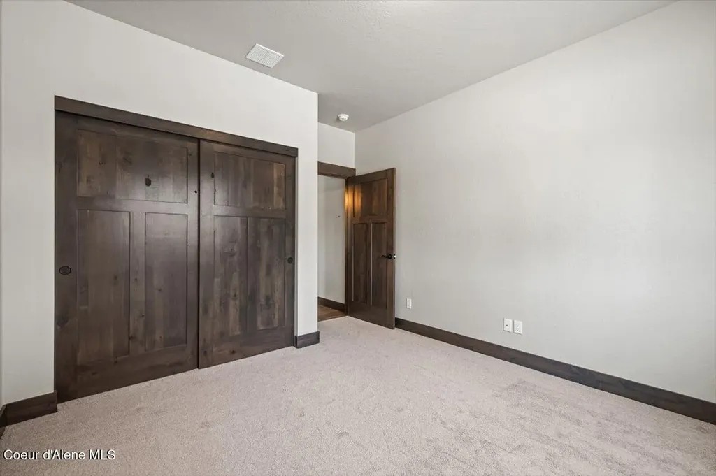 L2B8 N Eclipse Road Rathdrum ID 83858