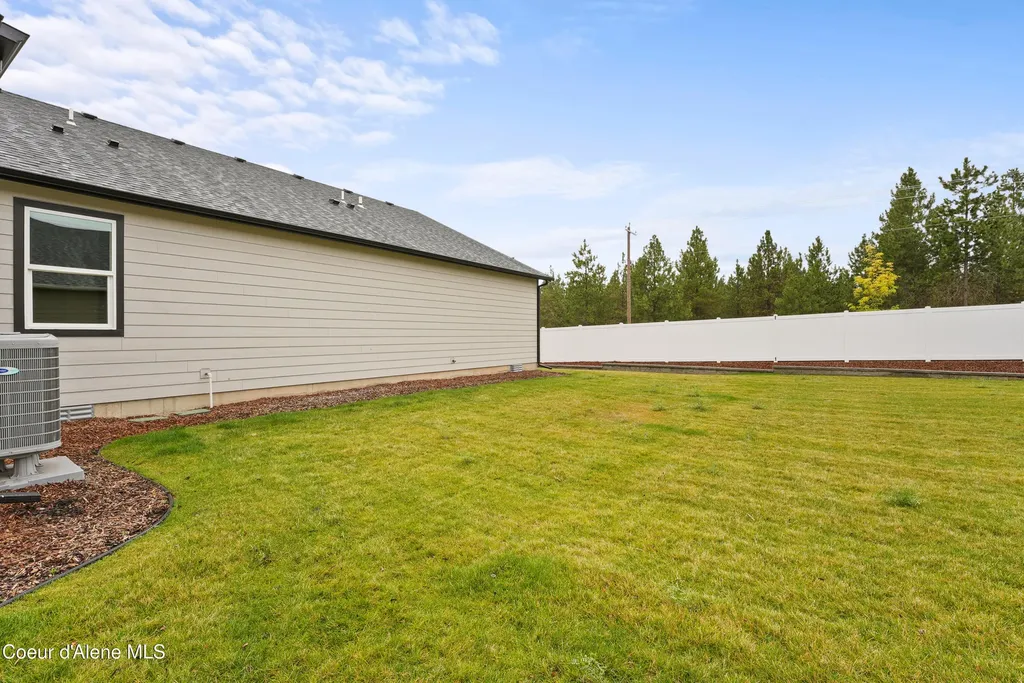 5499 N Aquila Avenue Post Falls ID 83854
