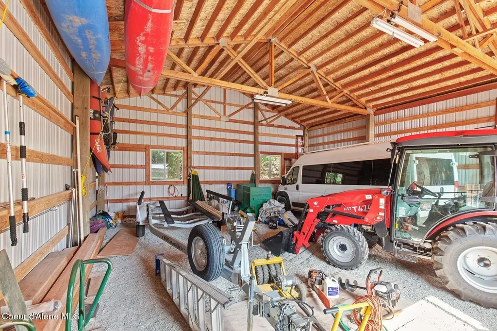 8562 S Gozzer Road Harrison ID 83833