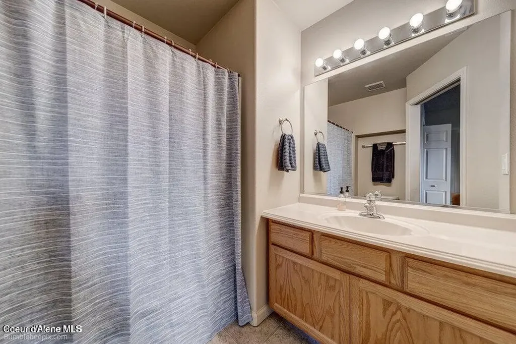 931 N Goldenrod Court Post Falls ID 83854