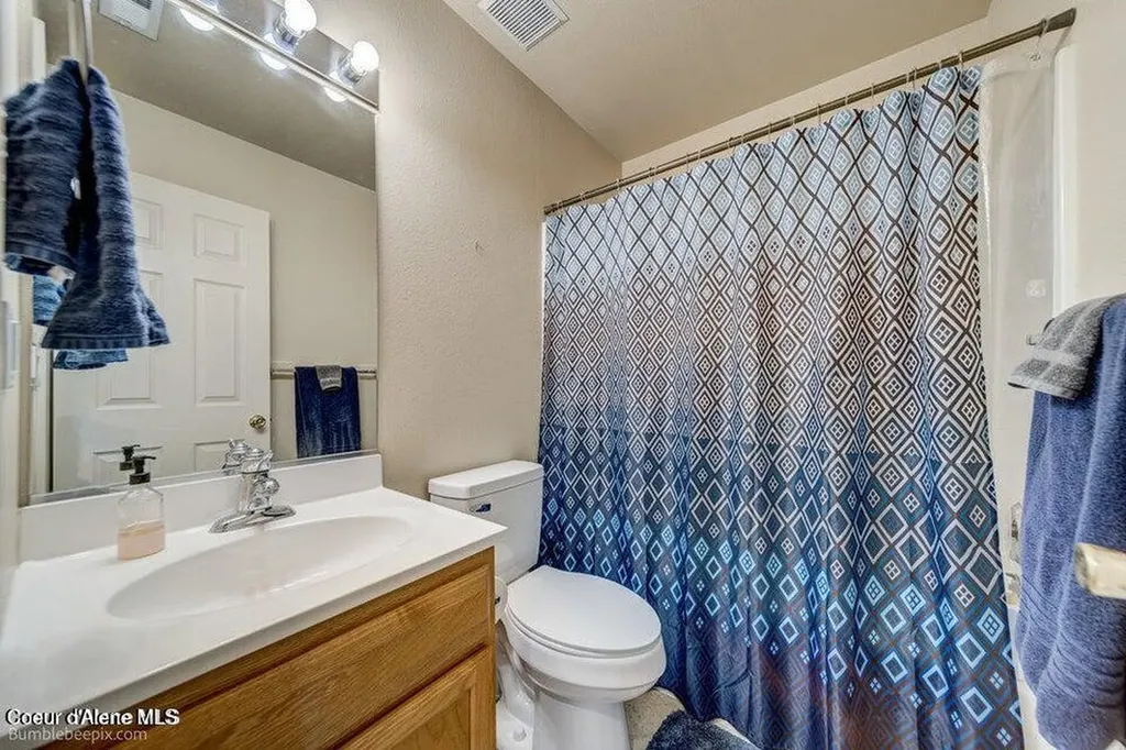 931 N Goldenrod Court Post Falls ID 83854