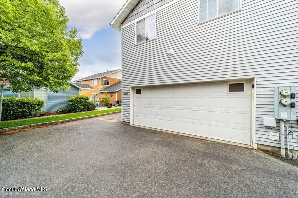 931 N Goldenrod Court Post Falls ID 83854
