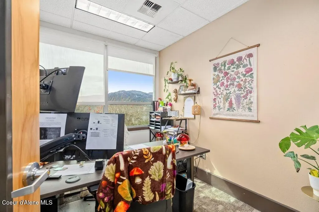 1581 E Edmondton Avenue Post Falls ID 83854