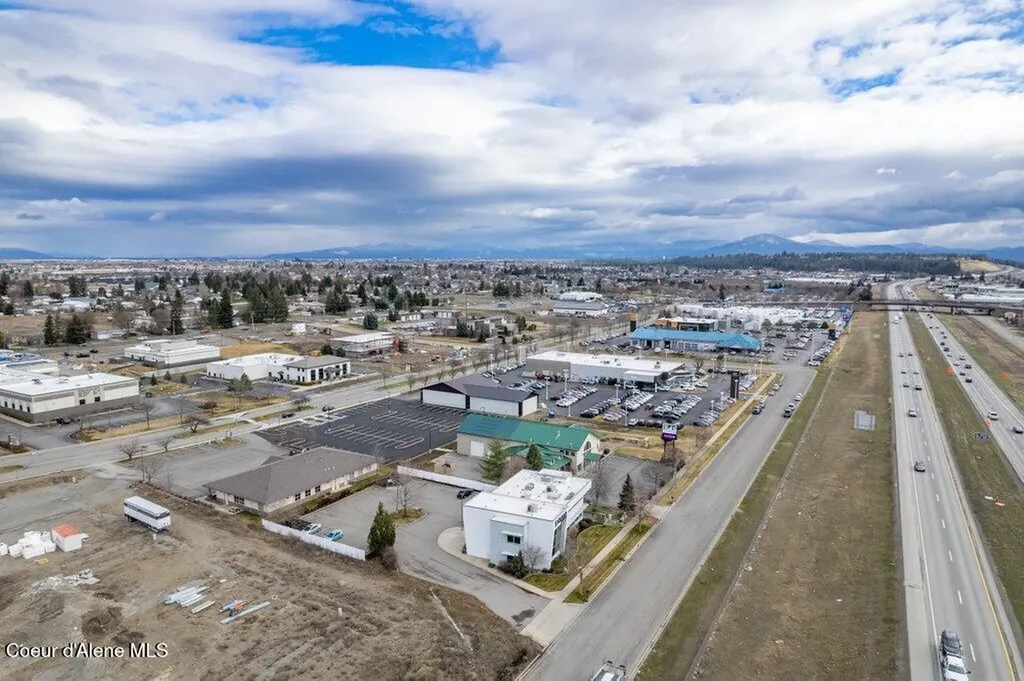 1581 E Edmondton Avenue Post Falls ID 83854