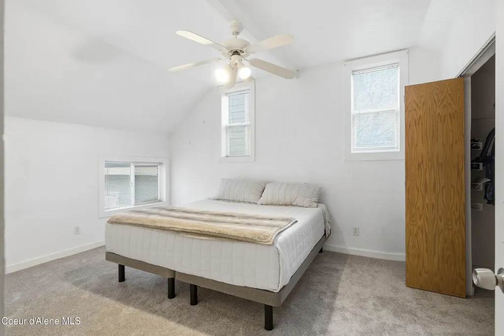 417 Pine Street Sandpoint ID 83864