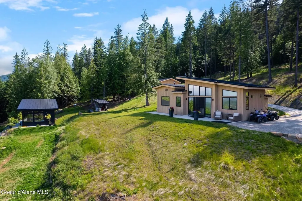 1376 Less Traveled Road (parcel 1) Road Sagle ID 83860