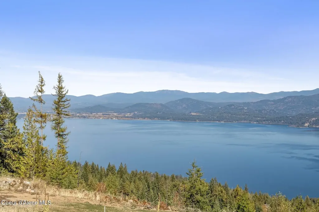 1376 Less Traveled Road (parcel 1) Road Sagle ID 83860