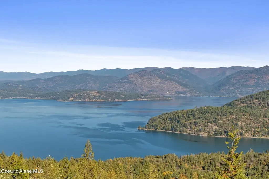 1376 Less Traveled Road (parcel 1) Road Sagle ID 83860