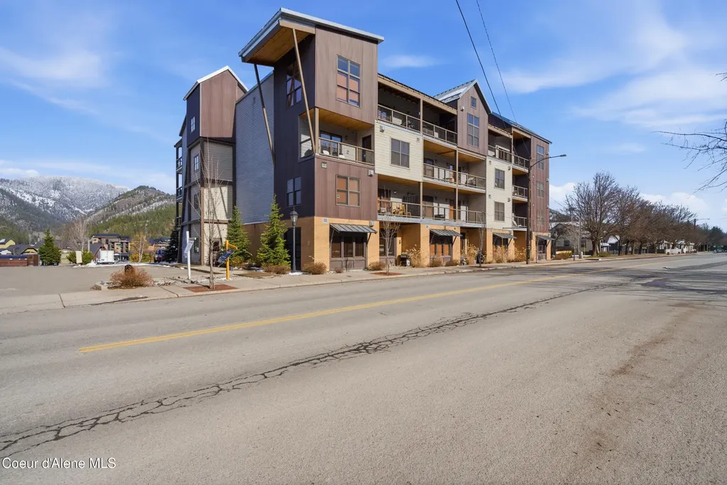 834 Mckinley Avenue Kellogg ID 83837