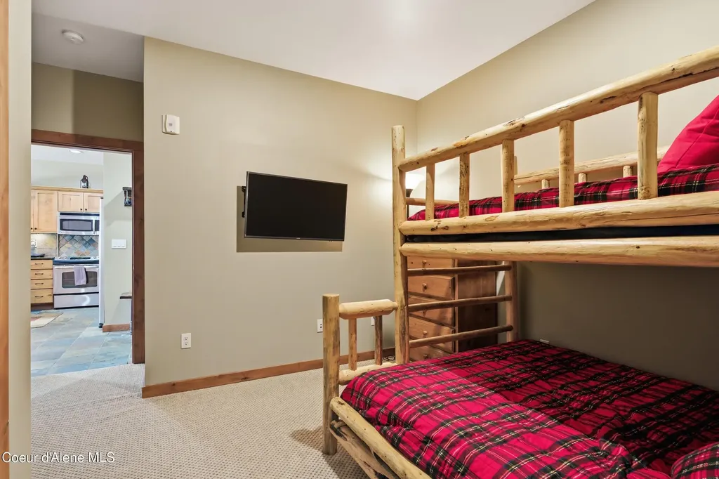 834 Mckinley Avenue Kellogg ID 83837