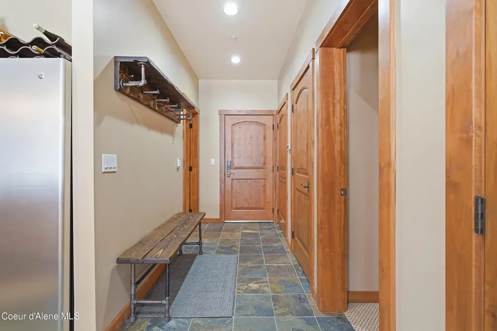 834 Mckinley Avenue Kellogg ID 83837