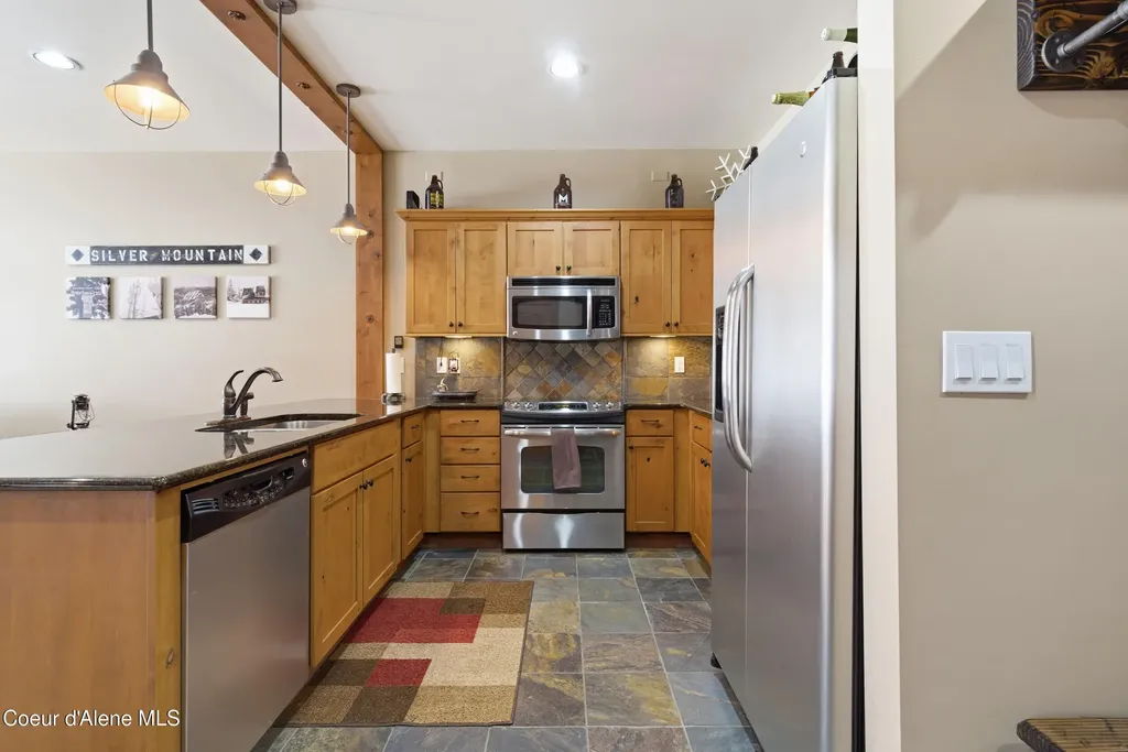 834 Mckinley Avenue Kellogg ID 83837