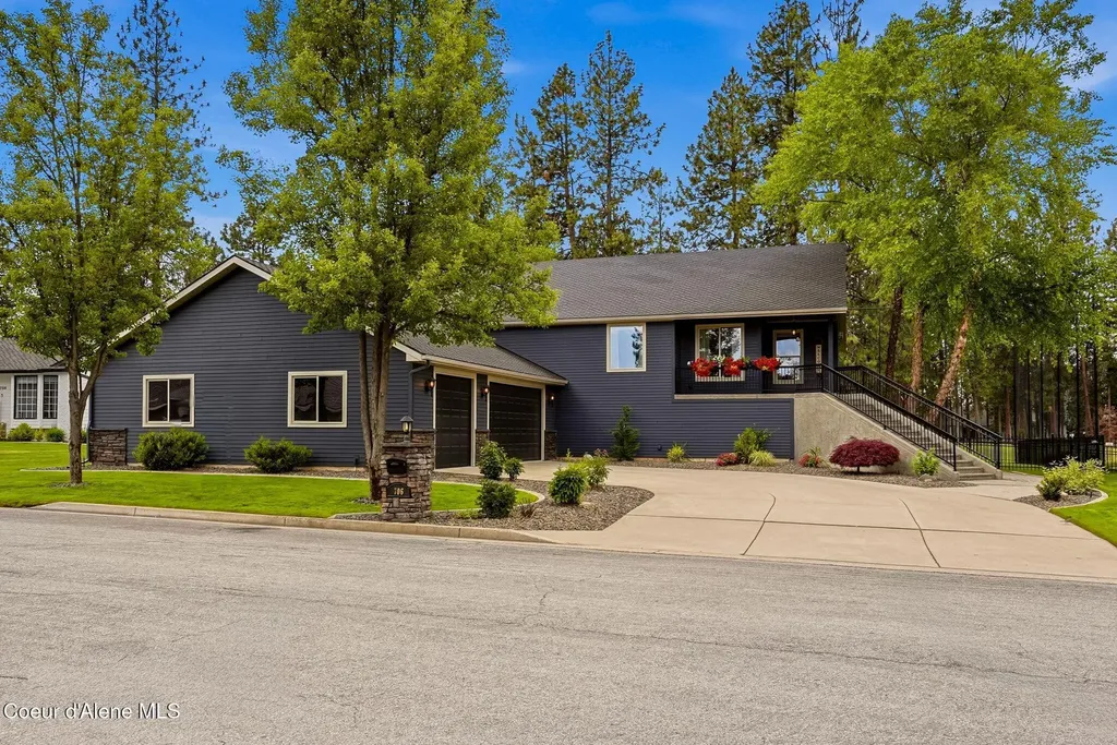 706 N Dundee Drive Post Falls ID 83854