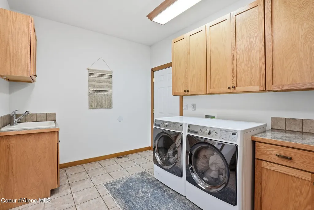 706 N Dundee Drive Post Falls ID 83854