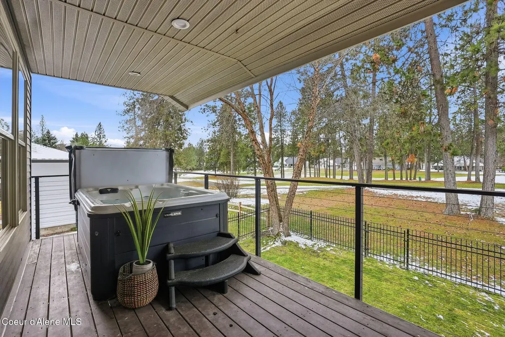 706 N Dundee Drive Post Falls ID 83854