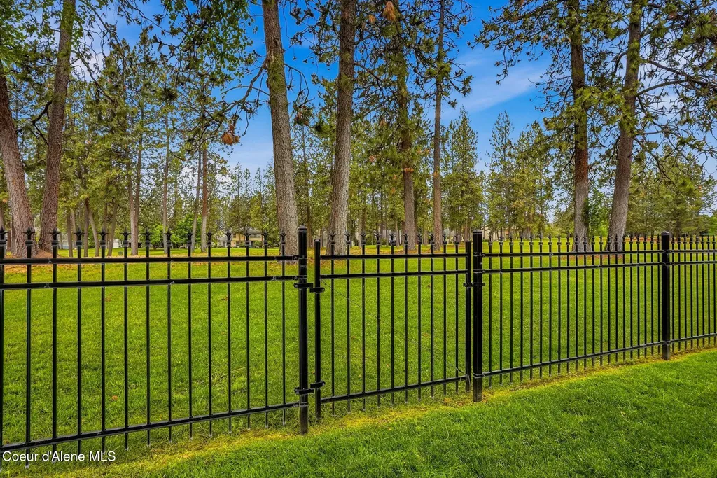 706 N Dundee Drive Post Falls ID 83854