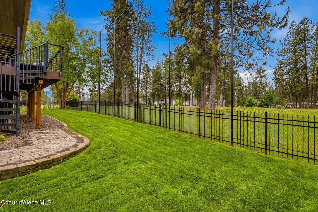 706 N Dundee Drive Post Falls ID 83854