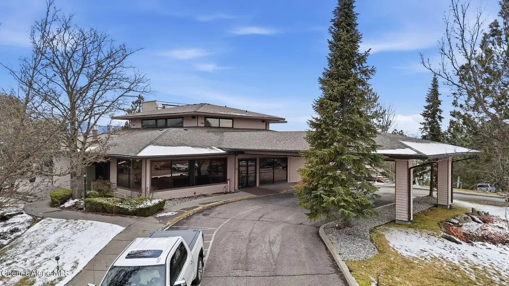 706 N Dundee Drive Post Falls ID 83854