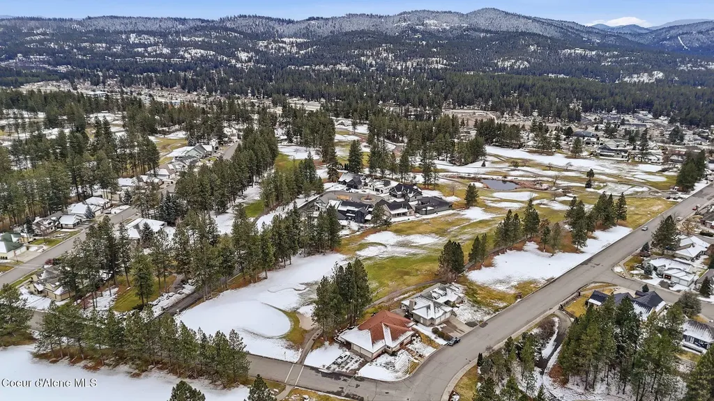 706 N Dundee Drive Post Falls ID 83854